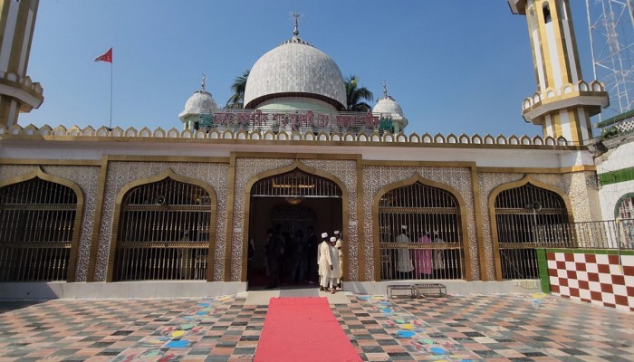 শরীয়তপুরে খাদেম হত্যায় পীর গ্রেপ্তার