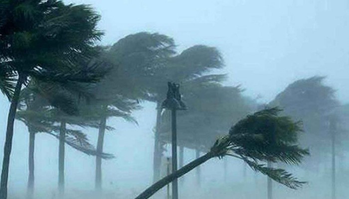 চিলমারীতে ঝড়-বৃষ্টির কবলে নিহত-১, আরও নিখোঁজ