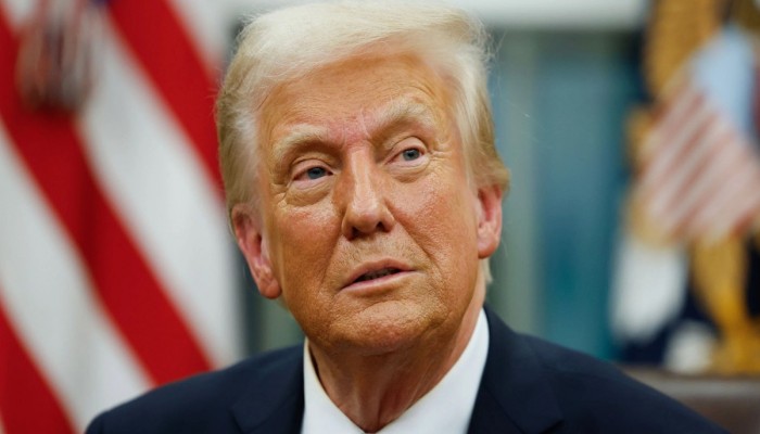 হরমুজ প্রণালিতে মাইন বসানো নিয়ে ইরানকে কড়া বার্তা  ট্রাম্পের