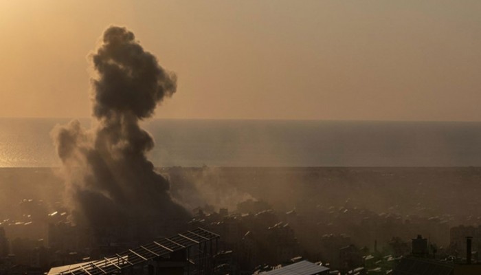 লেবাননে ইসরায়েলি বিমান হামলা: একই পরিবারের দশজন নিহত