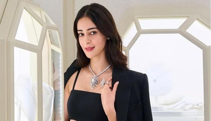 প্রেমে পড়ে নিজেকে হারানোই ছিল বড় ভুল: অনন্যা